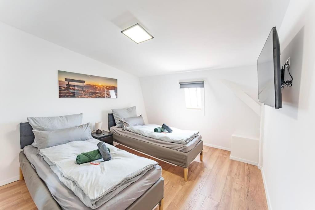 Apartment Penthouse-wohnung Auf 2 Etagen *