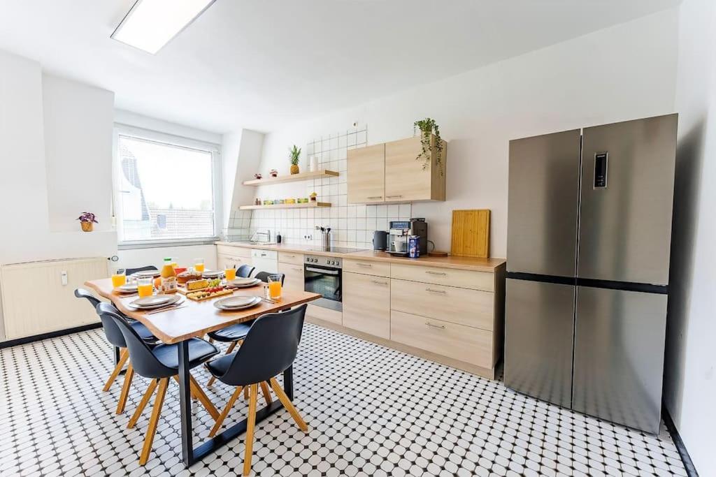 Penthouse-wohnung Auf 2 Etagen * Wuppertal